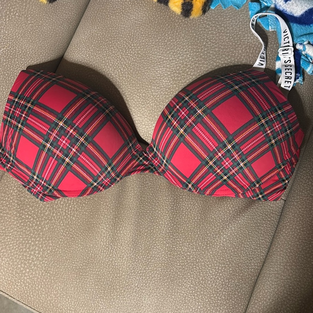 VS tshirt push-up bra